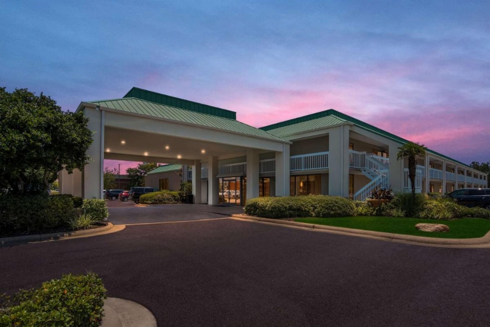 Best Western Flagship Inn Image 19