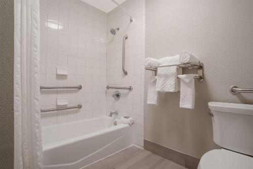 Best Western Flagship Inn image 5